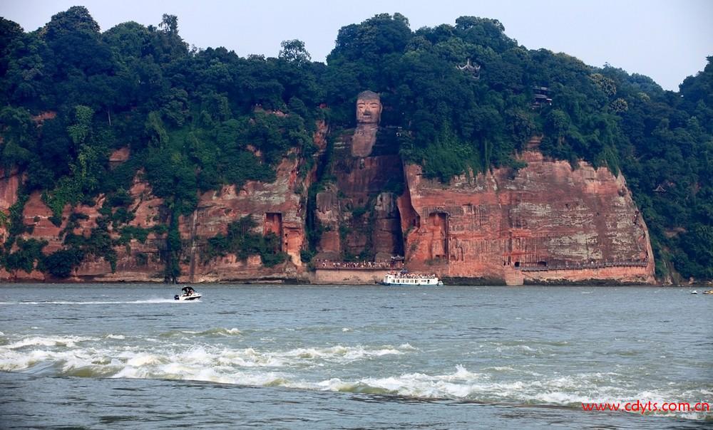 【峨乐二进】成都到峨眉山金顶+半山万年寺+乐山大佛汽车真纯玩二日游、峨眉山二日游报团多少钱