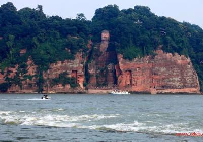 【峨乐二进】成都到峨眉山金顶+半山万年寺+乐山大佛汽车真纯玩二日游、峨眉山二日游报团多少钱