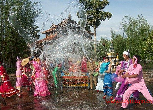 0084a090c6b14e76a438f431d09cc4b4_C_1600_1200