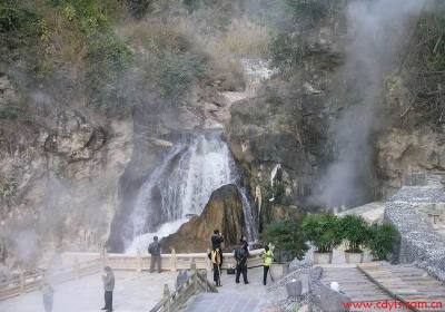 腾冲叠水河瀑布在哪里、好玩吗