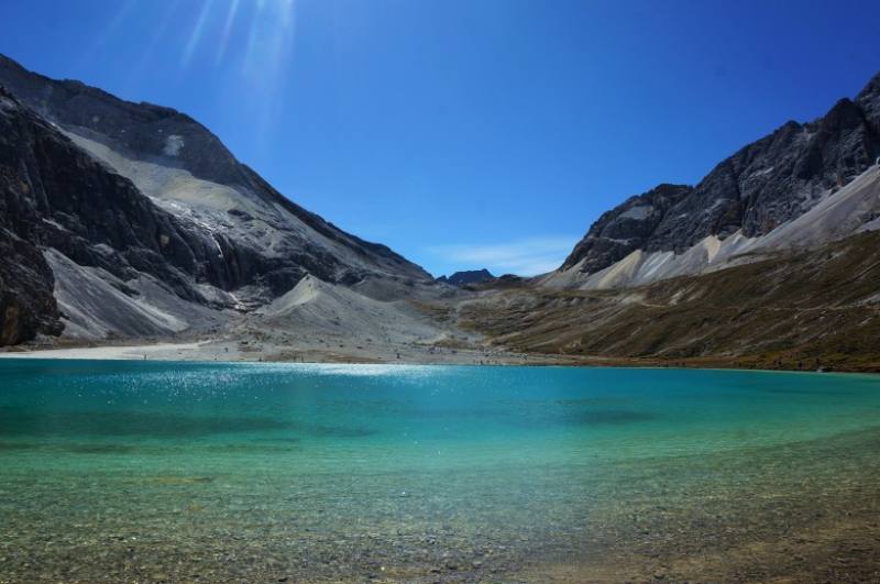 90e76b097f394454904feb743c1aaae8