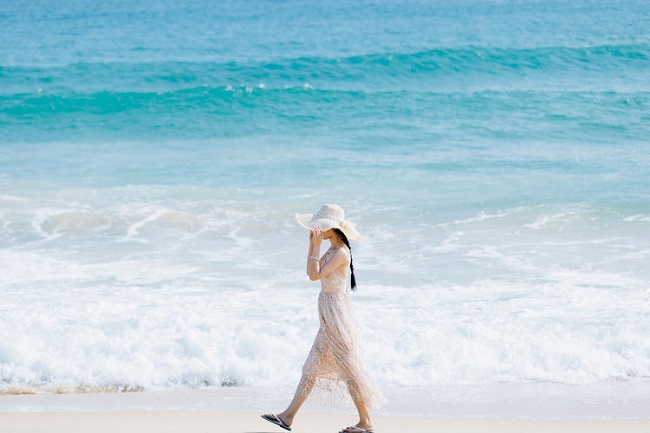 6373671319357218626102705